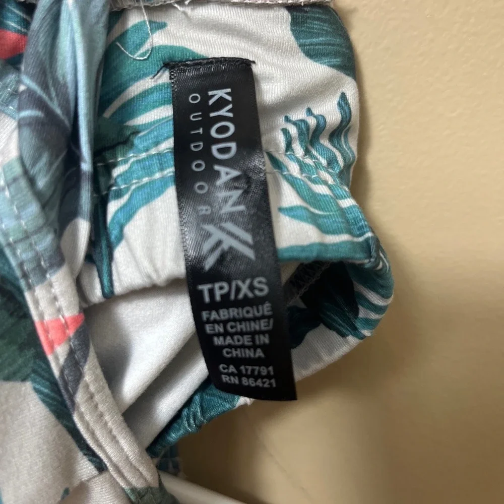 Kyodan Outdoor Tropical Palm Active Dress Size XS Built In‎ Shelf Bra Athleisure